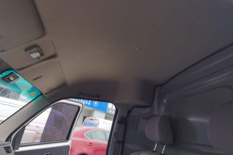 Used Jinbei Hiace X30 2023 1.5L Super-Enjoyment Van 2/5 Seats Non-Air-Conditioned Version SWC15M Headliner