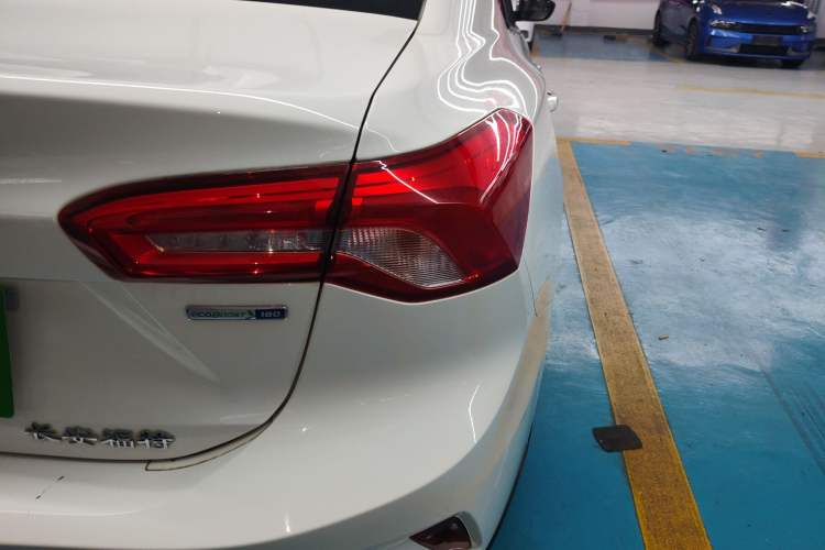 Used Ford Focus 2021 Sedan EcoBoost 180 Automatic Trendy Model
