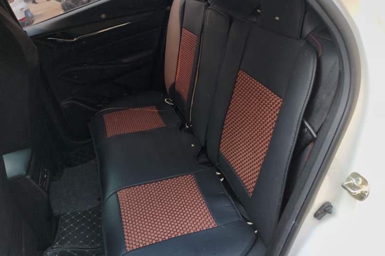 Used CHANGAN OSHAN X5 PLUS 2023 1.5T DCT Excellence Edition Left Rear Seat