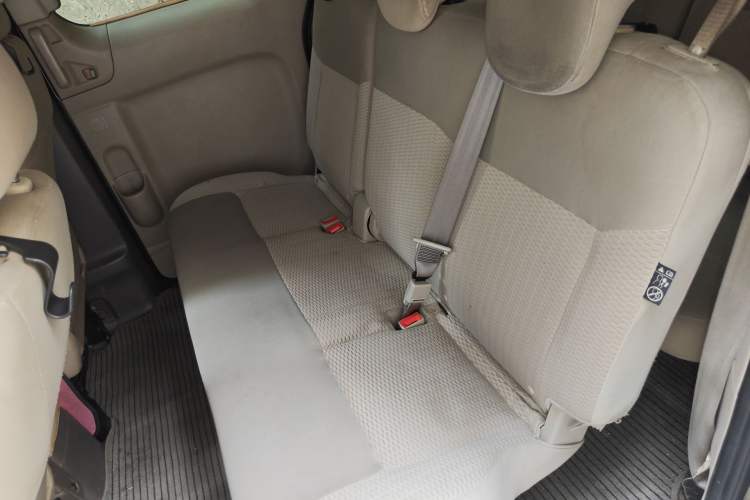 Used Nissan NV200 2014 1.6L CVT Zunya Model China IV Standard Left Rear Seat