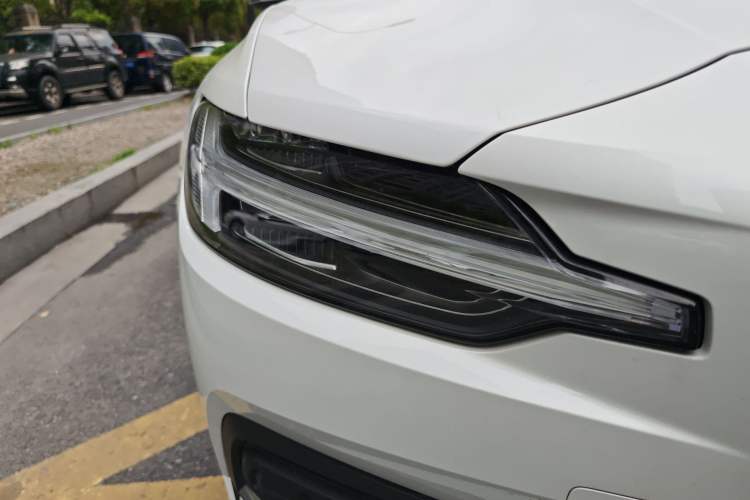 Used Volvo S60 2022 B4 Zhiyi Luxury Edition