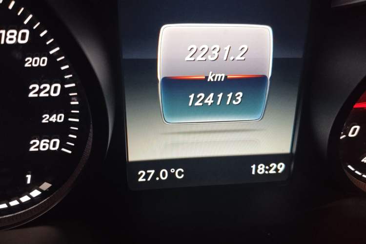 Used Mercedes-Benz C-Class 2015 C 200 L Sport Edition