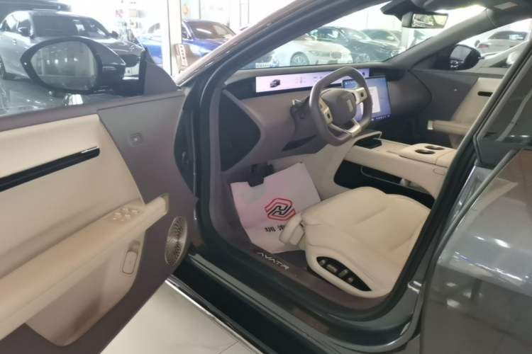 Used Avatr 06 2025 Pro Range-Extended Edition Driver Seat