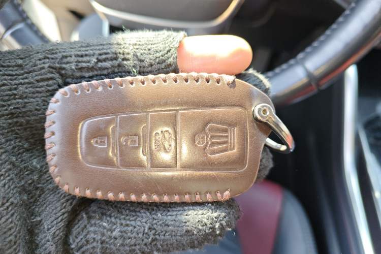 Used Toyota Crown Kluger 2021 2.5L HEV Four-Wheel Drive Flagship Edition Vehicle Key