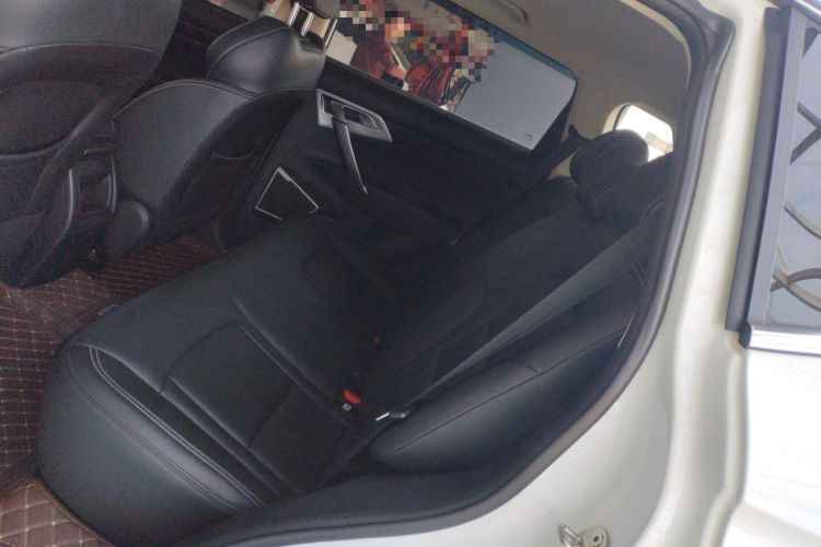 Used Geely Auto Emgrand X7 Sport 2021 Million Edition 1.8TD DCT Two-Wheel Drive Comfort Model
