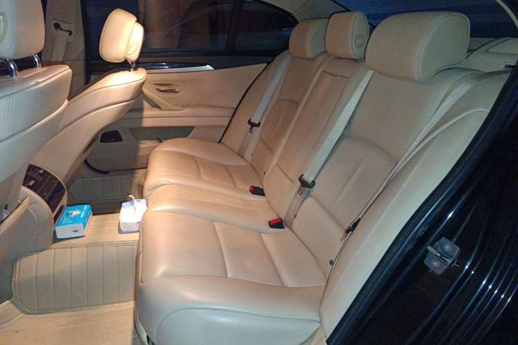 Used BMW 5 Series 2013 525Li Luxury Model