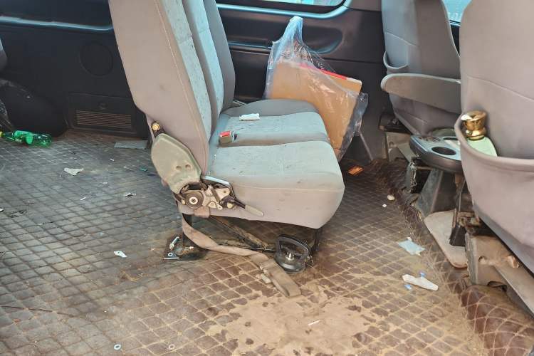 Used Foton MP-X E 2014 2.0L Wealth Express Classic Edition Basic Configuration with 4Gi-VVT
