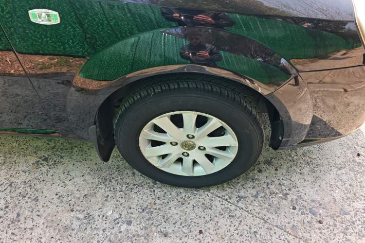 Used Buick Excelle 2013 1.5L Manual Classic Model
