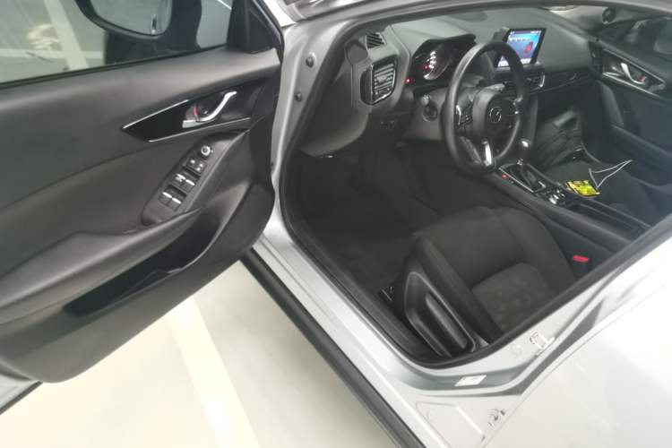 Used Mazda CX-4 2020 2.0L Automatic Two-Wheel Drive Blue Sky Dynamic Edition