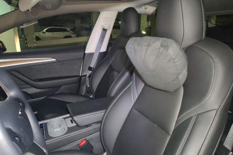 Used Tesla Model 3 2022 Rear-Wheel-Drive Version