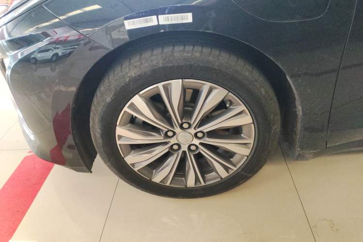 Used Hongqi E-QM5 2024 610 km PLUS Exterior 4