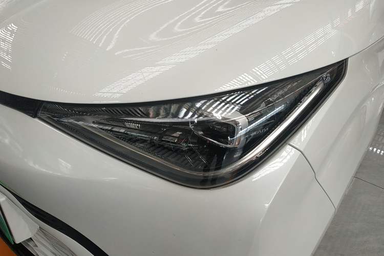 Used Cowin October 2023 201km Wave Rider Edition
