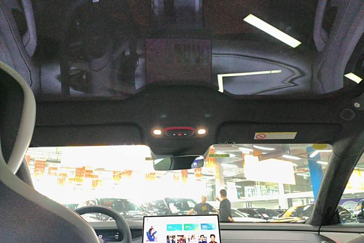 Used Xiaomi Auto SU7 2024 Four-Wheel Drive Ultra-Long Range Advanced Intelligent Driving Max Edition Headliner