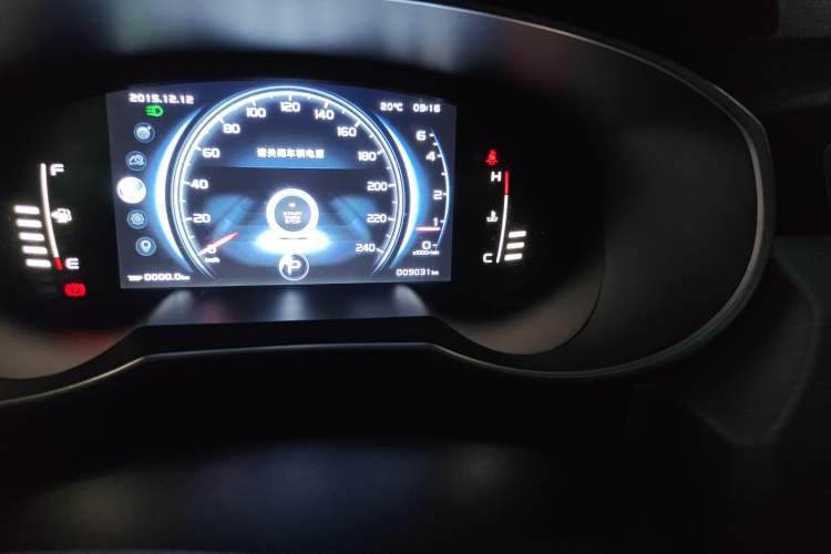 Used Geely Auto Emgrand X7 Sport 2018 1.8TD Automatic Two-Wheel Drive ZhiZun Model with 4G Connectivity