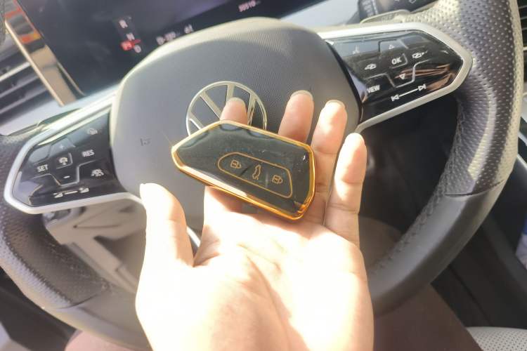 Used Volkswagen Tavendor 2023 380TSI All-Wheel Drive R-Line Journey Edition