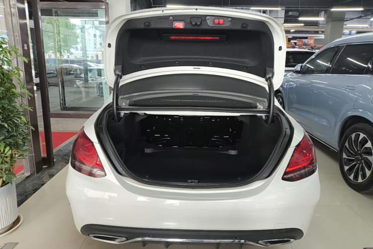 Used Mercedes-Benz C-Class 2021 C 200 L Fashion Edition Sport Version Trunk