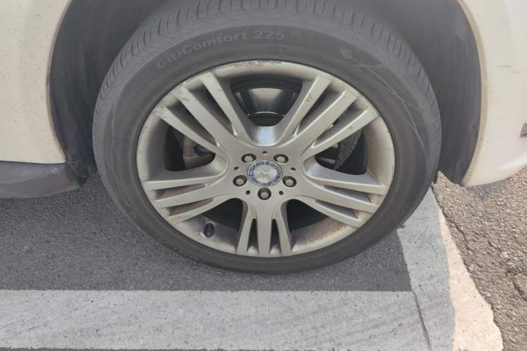 Used Mercedes-Benz GLK-Class 2014 GLK 260 4MATIC Dynamic Model Right Front Wheel Hub