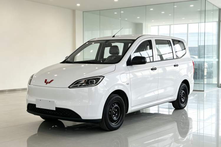 Used Wuling Hongguang New Energy 2024 All-Electric Model 300KM Practical Version