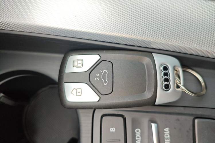 Used Audi A5 2020 Coupe 40 TFSI Fashion Edition China VI Emission Standard
