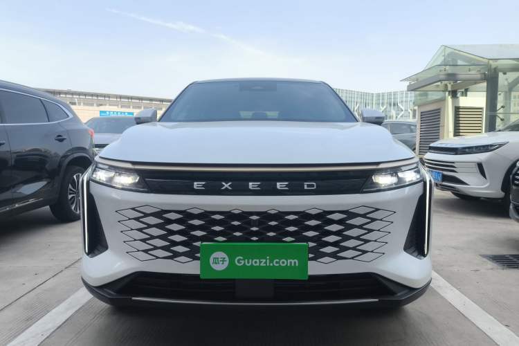 Used EXEED Stellar 2023 400T Two-Wheel Drive Comfort Flyfish Edition
