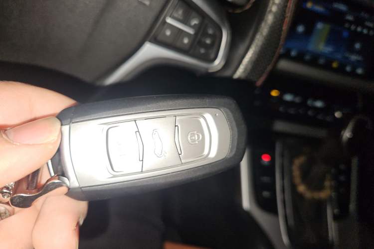 Used Geely Auto Emgrand X7 Sport 2016 1.8TD Automatic Smart Connectivity Version