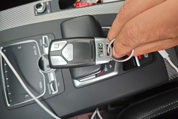 Used Audi Q5L 2020 45 TFSI Prestige Fashion Model
