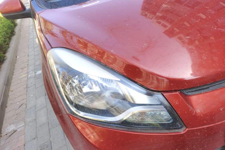 Used CHANGAN Benni 2015 1.4L IMT Sunroof Version China IV Standard
