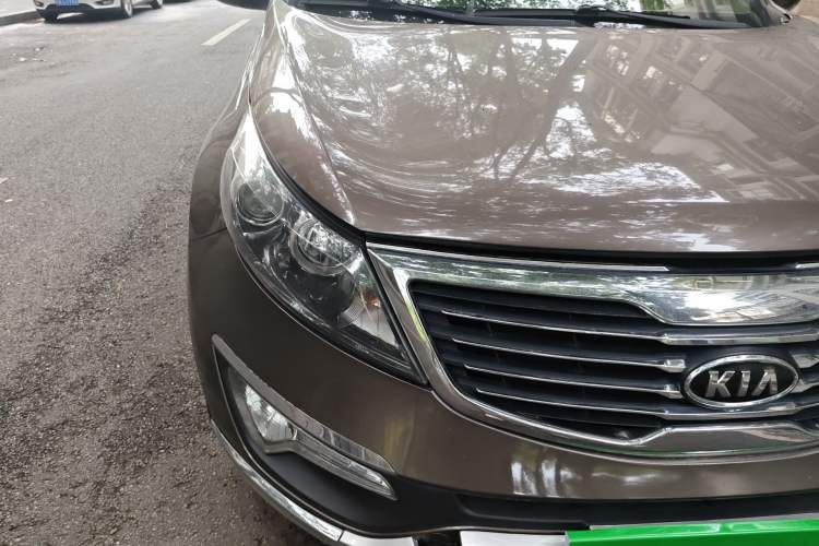 Used Kia Sportage R 2012 2.0L Automatic Two-Wheel Drive NAVI Right Front Headlight