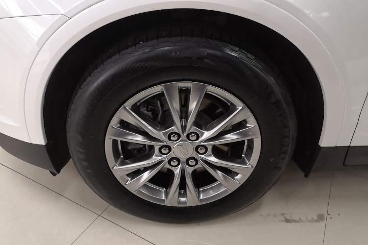 Used Cadillac XT5 2021 28T Luxury Model