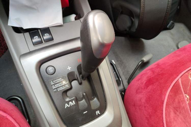 Used Chevrolet Sail 2013 Sedan 1.2L AMT Ideal Edition Gear Lever