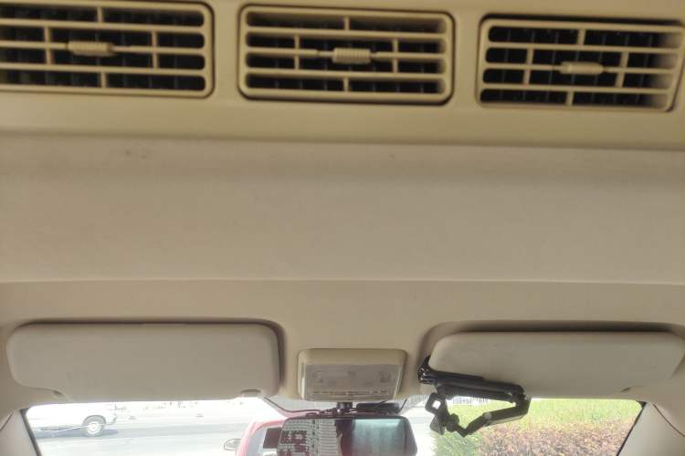 Used Dongfeng Fengon 360 2015 1.5L Manual Comfort 7-Seater China IV Standard