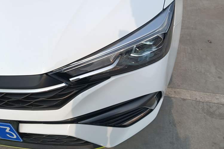 Used Roewe i5 2021 1.5L CVT Platinum Edition
