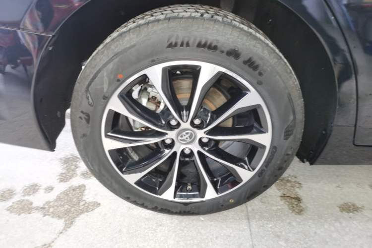 Used Toyota Avalon 2023 Dual-Engine 2.5L Luxury Edition