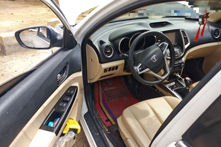 Used CHANGAN Eado 2015 1.6L Manual Luxury Model China IV Standard