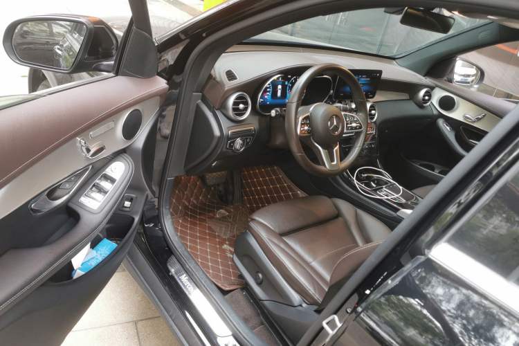 Used Mercedes-Benz GLC 2020 Facelifted GLC 260 L 4MATIC Dynamic Edition
