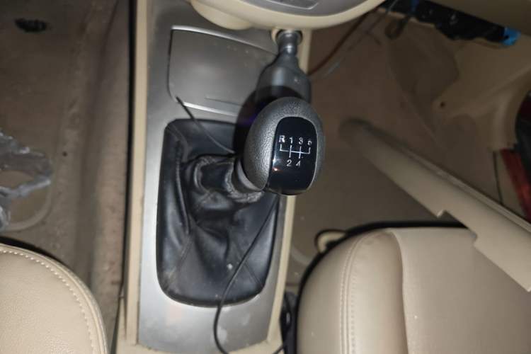 Used Buick Excelle 2013 1.5L Manual Classic Model