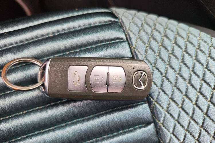 Used Mazda 3 Axela 2016 Sedan 1.5L Automatic Luxury Model Vehicle Key