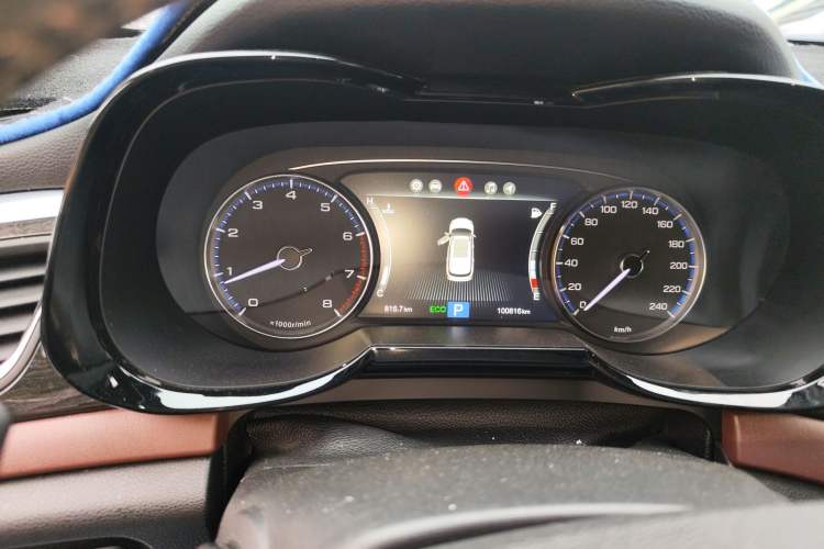 Used GAC Trumpchi GS8 2017 320T Two-Wheel Drive Luxury Smart Connectivity Version (7 Seats)