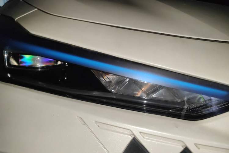 Used CHANGAN UNI-V 2024 2.0T Classic Sport Edition
