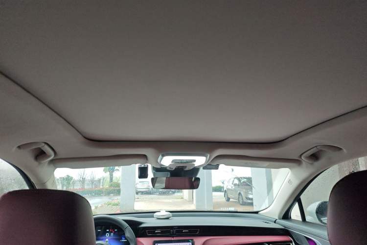 Used Hongqi H5 2023 2.0T Automatic Smart Connect Flagship Edition
