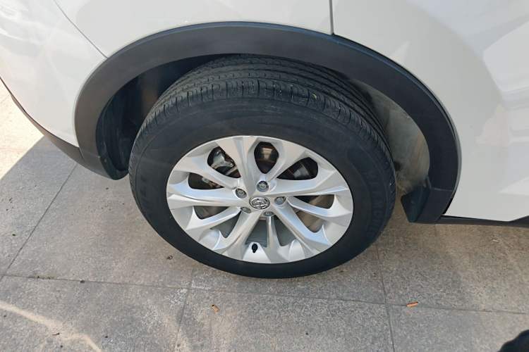 Used Brilliance V3 2016 1.5L Automatic Elite Model