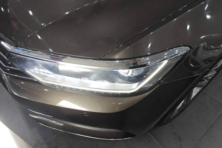 Used Volkswagen Variant 2017 380TSI Two-Wheel Drive Comfort Edition