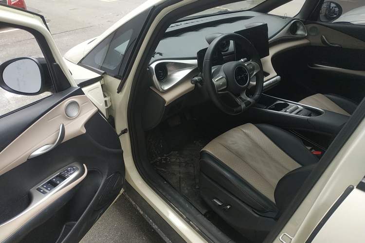 Used BYD Dolphin 2023 420 km Fashion Edition
