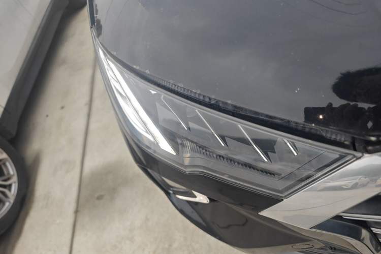 Used Hyundai Tucson 2019 280TGDi Dual-Clutch Two-Wheel Drive Fashion Edition China VI Standard Right Front Headlight