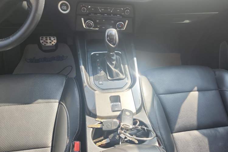 Used Dongfeng Fengon S560 2018 1.8L CVT Urban Model 5 Seats