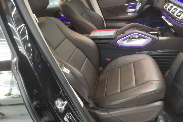 Used Mercedes-Benz GLE 2020 GLE 350 4MATIC Fashion Model Right Front Seat