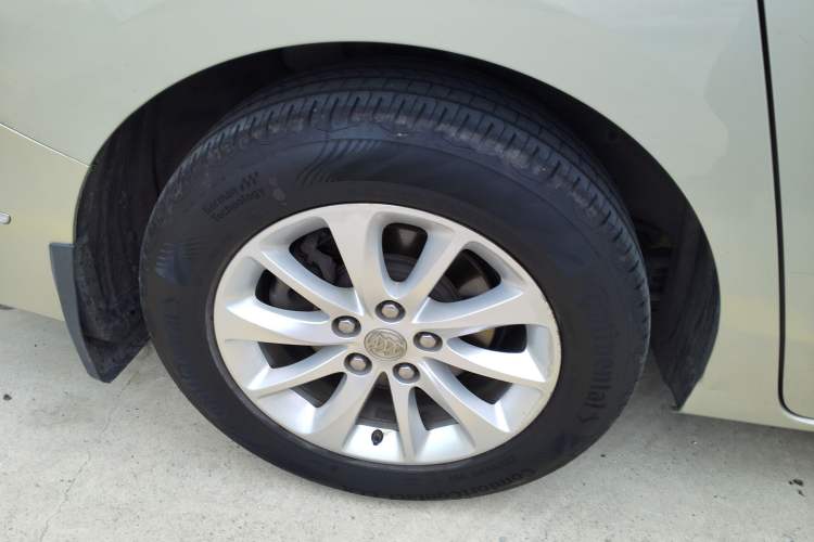 Used Buick GL8 2017 ES 28T Comfort Model China V Standard