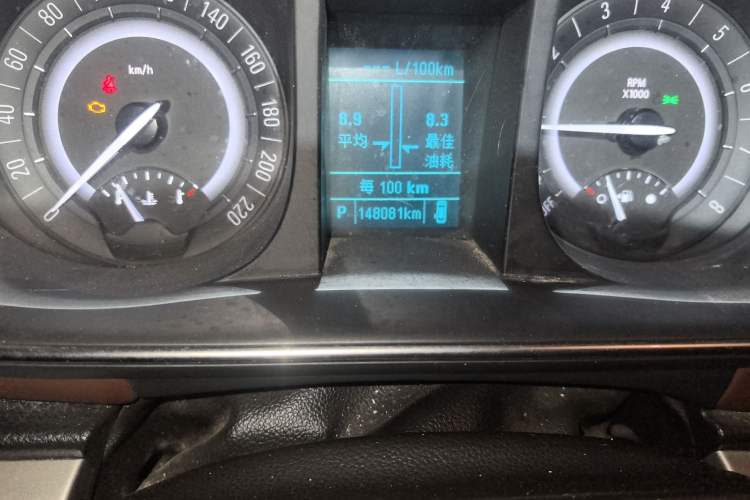 Used Buick GL8 2018 28T Luxury Model China VI Standard
