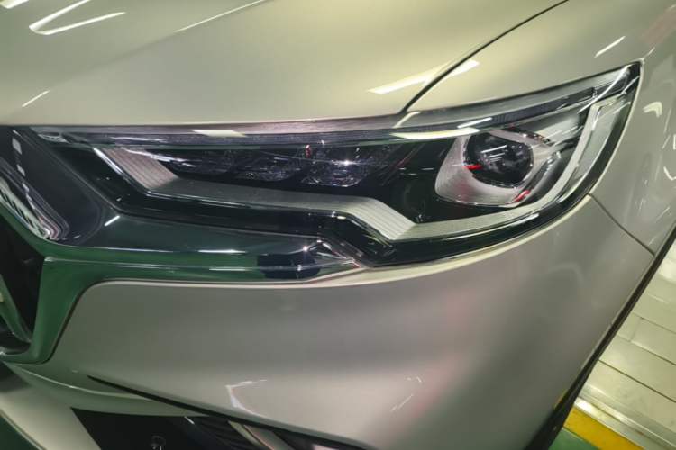 Used Hongqi HS5 2022 Revised Version 2.0T Smart Connect Flagship Edition