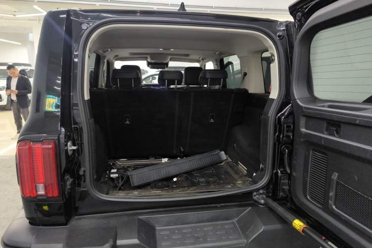 Used Tank 300 2024 2.0T Challenger Trunk